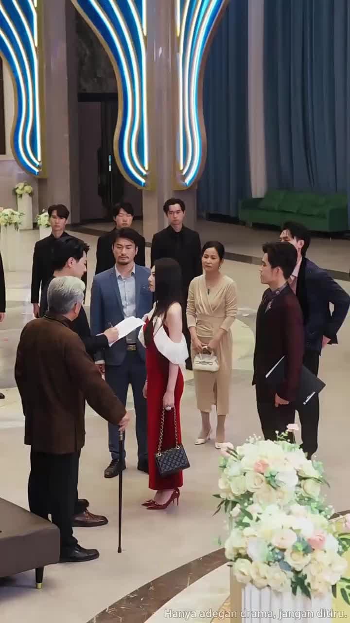 Miliarder Tersembunyi Balas Dendam - Episode 32
