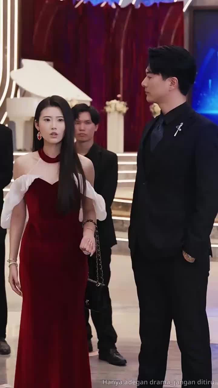 Miliarder Tersembunyi Balas Dendam - Episode 54