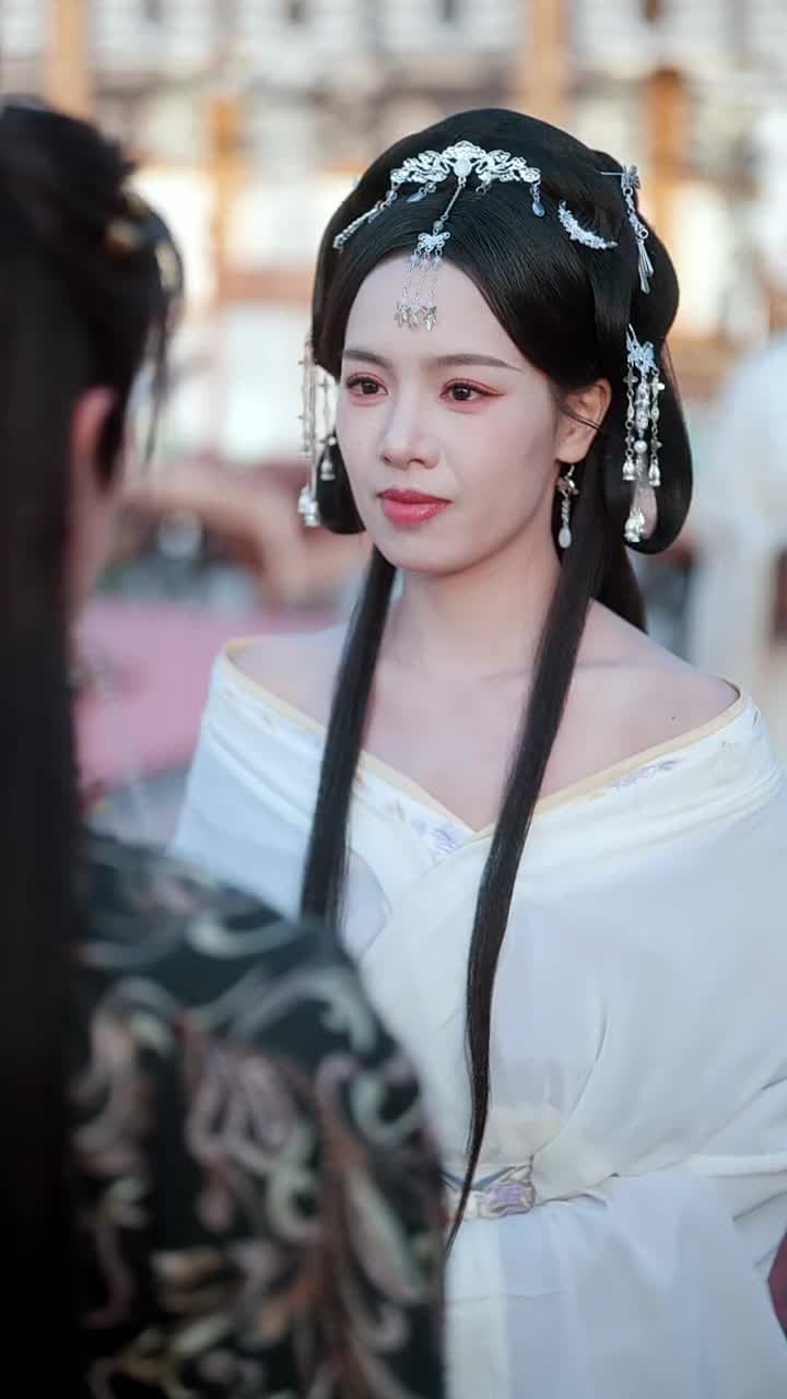 Taruhan Takhta dan Cinta - Episode 16