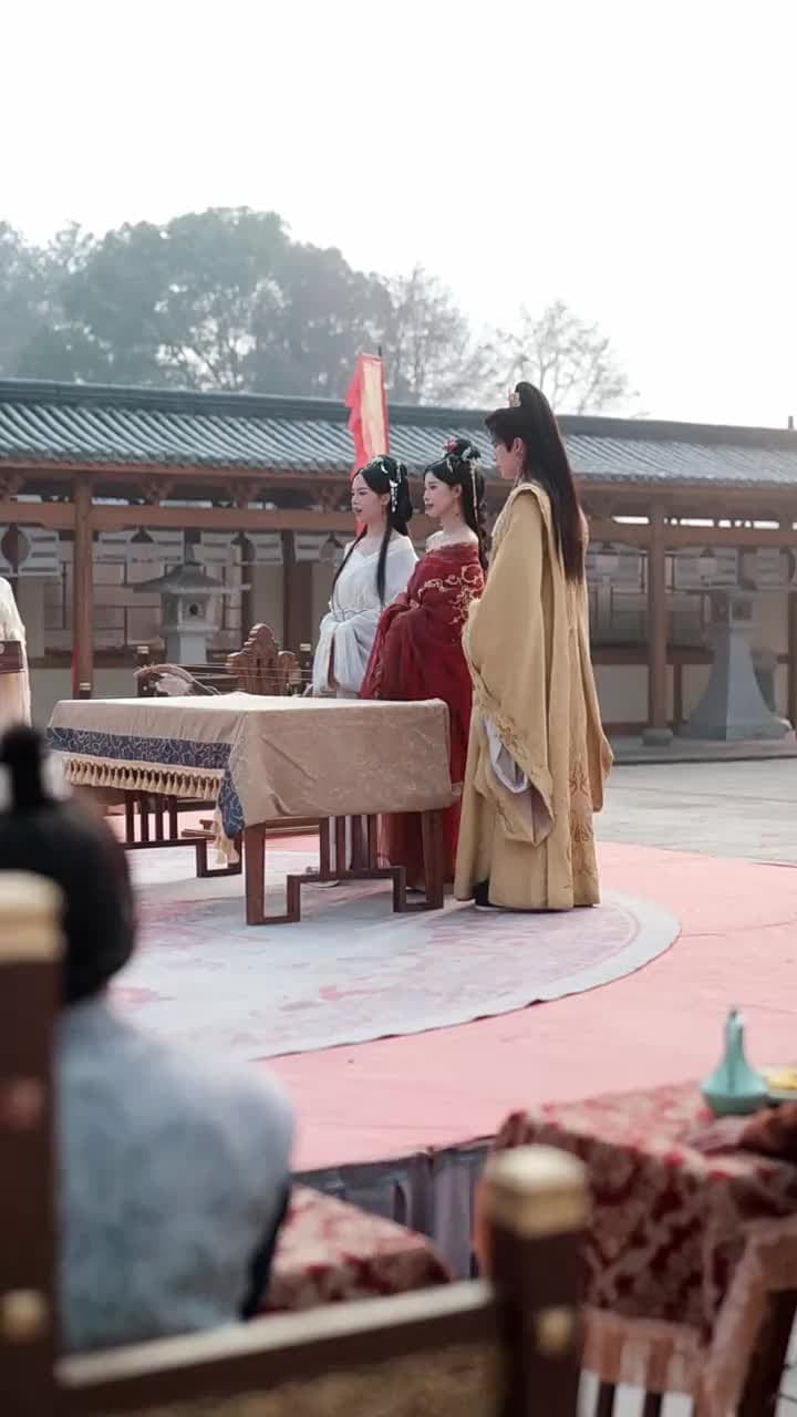 Taruhan Takhta dan Cinta - Episode 3
