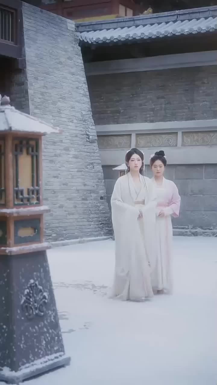 Kisah Asmara Si Kembar di Kekaisaran - Episode 9