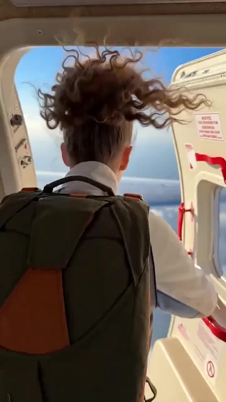 Reborn, I Let My Bestie Reroute the Olympics Plane - Episode 2