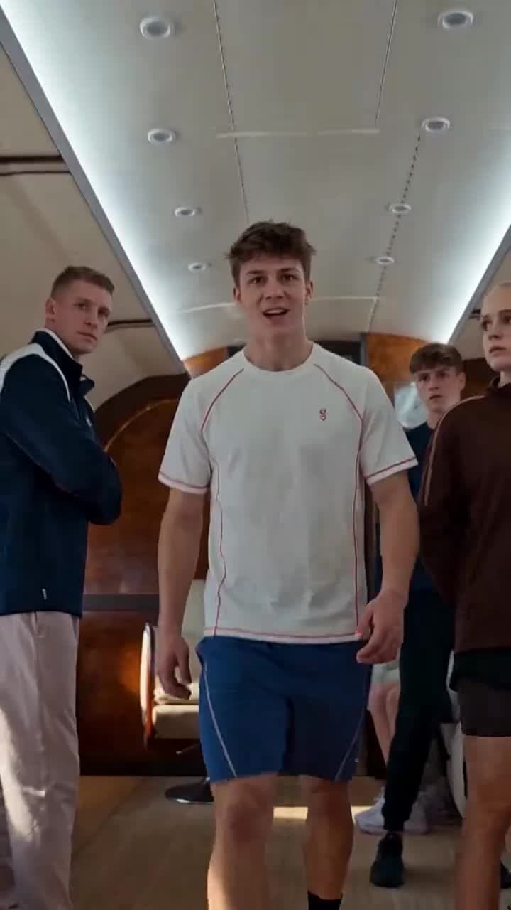 Reborn, I Let My Bestie Reroute the Olympics Plane - Episode 3