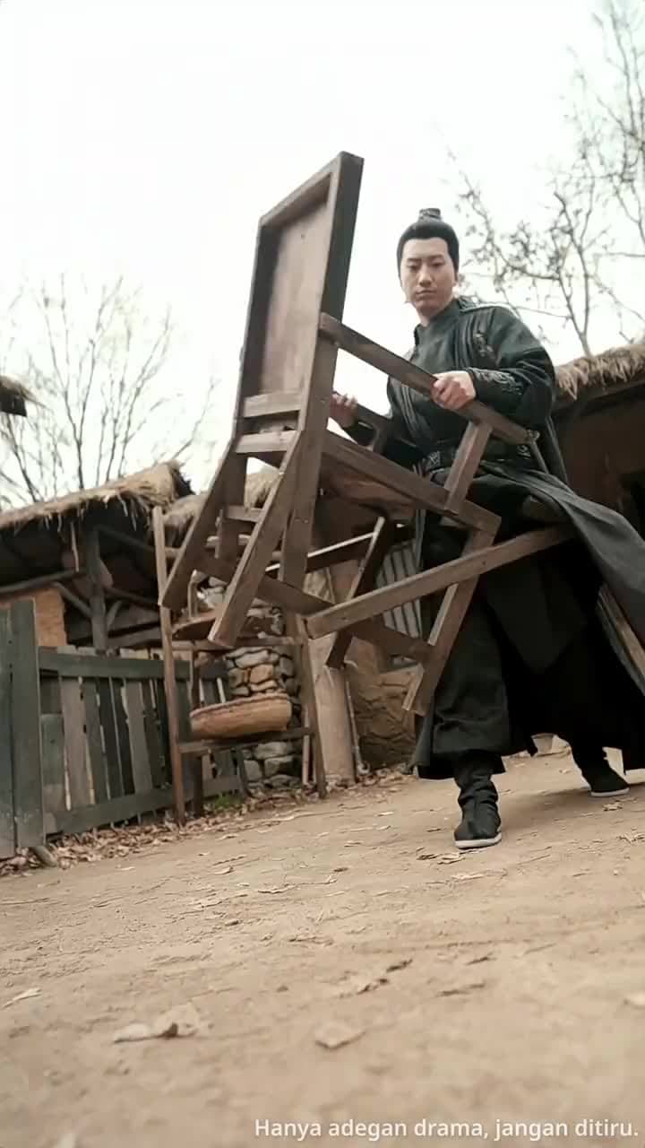 Permaisuri Gila yang Cantik - Episode 24