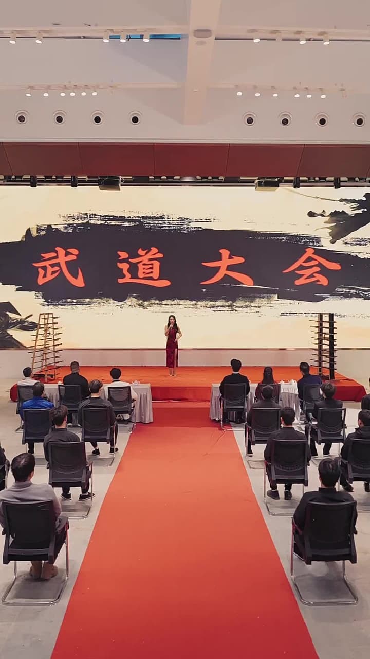 師姐別這樣,我的麒麟臂壓不住了 - Episode 60