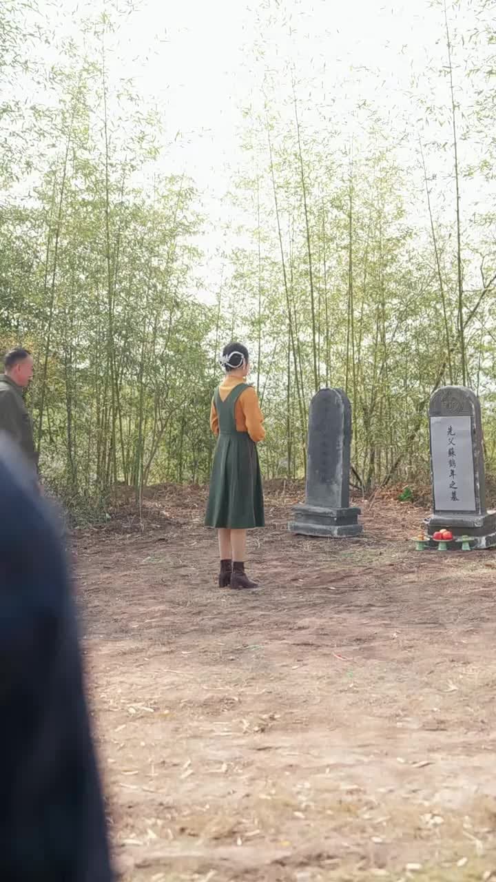 嬌小姐搬空家產,被捧上了天 - Episode 12