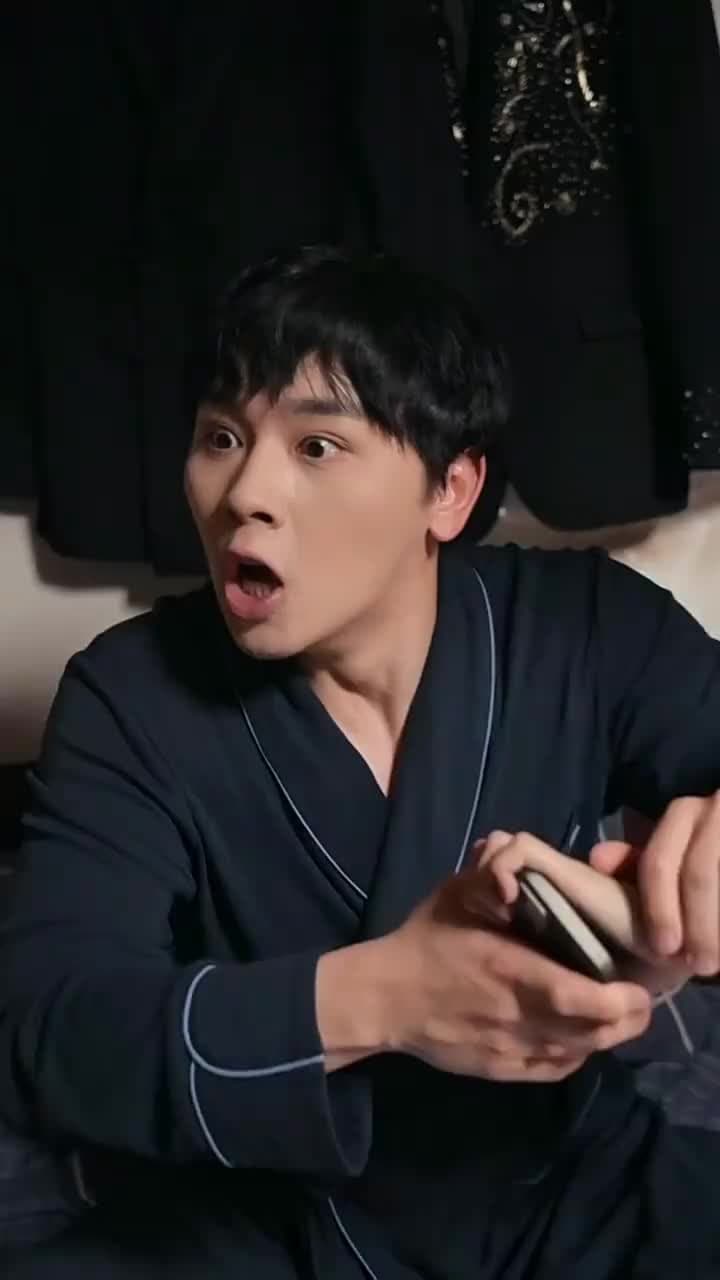 Tôi! Mua Chuộc Tam Giới! - Episode 32